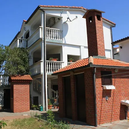 Vuk נין